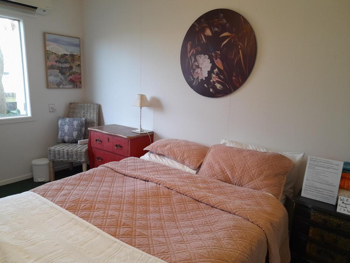Magnolia House Apartment Featherston Ngoại thất bức ảnh